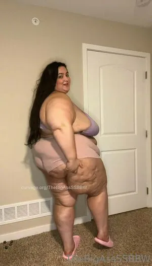 Thebigassssbbw1 OnlyFans Leaked Free Thumbnail Picture - #dIgSROCk1r