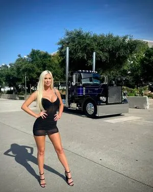 Thebigrigbarbie OnlyFans Leaked Free Thumbnail Picture - #mDOKDWWsif
