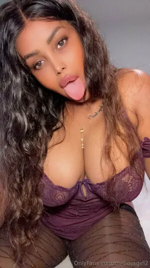 Thebossgirl2 OnlyFans Leaked Free Thumbnail Picture - #VYaeULft3D