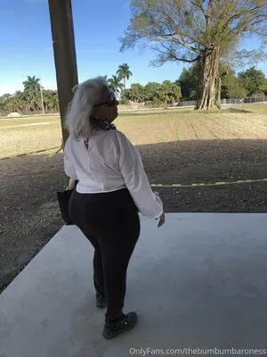 Thebumbumbaroness OnlyFans Leaked Free Thumbnail Picture - #gVkwOuDIgw