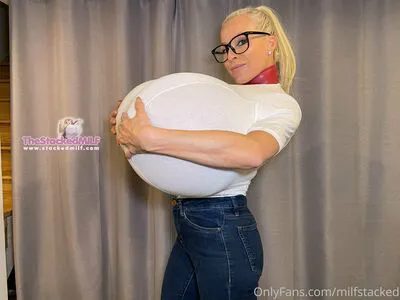 Thebustysasha OnlyFans Leaked Free Thumbnail Picture - #0O6Tgt1bKR