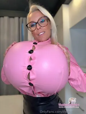 Thebustysasha OnlyFans Leaked Free Thumbnail Picture - #CDsXpXo8XJ