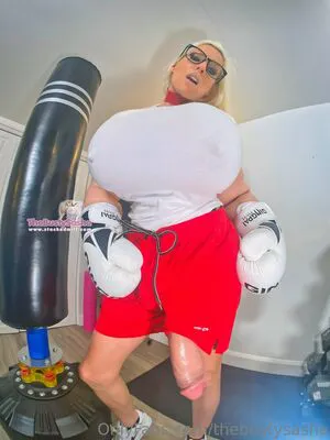 Thebustysasha OnlyFans Leaked Free Thumbnail Picture - #GtdyBGA5ad