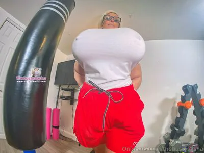 Thebustysasha OnlyFans Leaked Free Thumbnail Picture - #lkCdOK9L5B