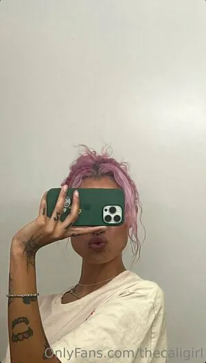 Thecaligirl OnlyFans Leaked Free Thumbnail Picture - #YmYvox3Yxg