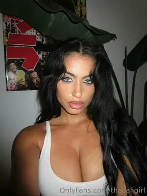Thecaligirl OnlyFans Leaked Free Thumbnail Picture - #YxpWb4j3OE