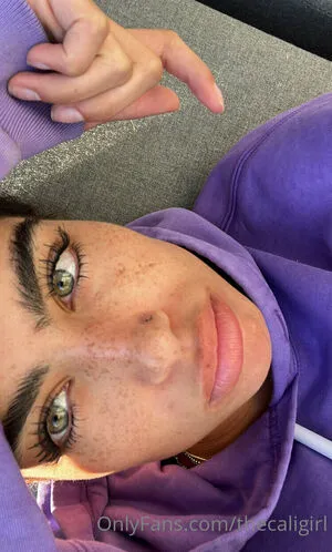 Thecaligirl OnlyFans Leaked Free Thumbnail Picture - #afOxOXg1uJ