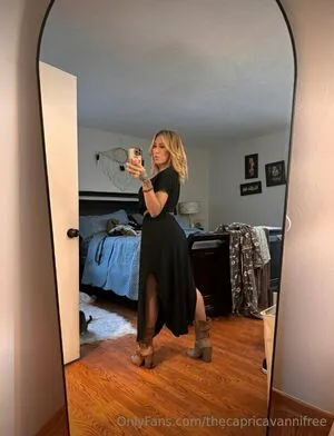 Thecapricavannifree OnlyFans Leaked Free Thumbnail Picture - #2F9nAi1a2e