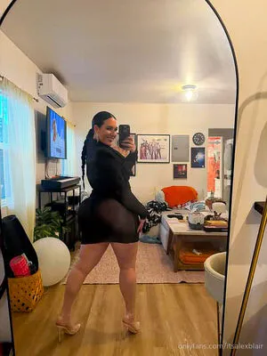 Thecurvyfoxx OnlyFans Leaked Free Thumbnail Picture - #ojN5Cdynuo