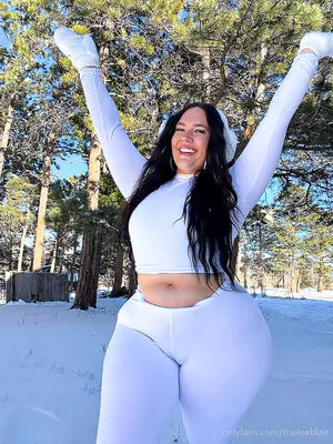 Thecurvyfoxx OnlyFans Leaked Free Thumbnail Picture - #vsvAHAPySN