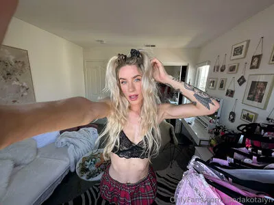 Thedakotalyn OnlyFans Leaked Free Thumbnail Picture - #v0AVF19tyD