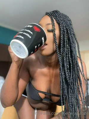 Thedejababee OnlyFans Leaked Free Thumbnail Picture - #IaHhI6XsAn