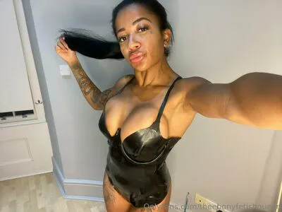 Theebonyfetishqueen OnlyFans Leaked Free Thumbnail Picture - #yyFFWlO5bo