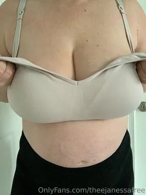 Theejanessafree OnlyFans Leaked Free Thumbnail Picture - #lkNT2pfKJh