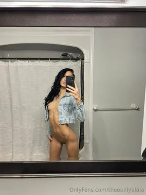 theeonlyalaia OnlyFans Leaked Free Thumbnail Picture - #VBamwWaMRl