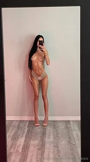 theeonlyalaia OnlyFans Leaked Free Thumbnail Picture - #lGXOkMAm1m