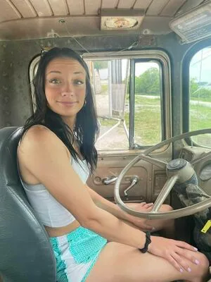 Thefarmergrayce OnlyFans Leaked Free Thumbnail Picture - #yno1uNyzwe