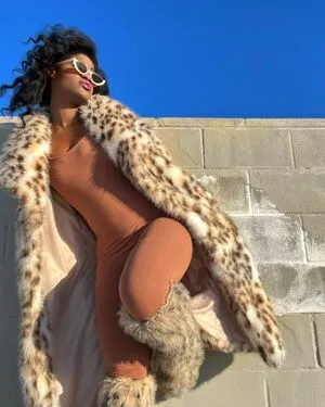 Thefricanbeauty Africann Beauty Esosatheafricanbeauty OnlyFans Leaked Free Thumbnail Picture - #OKrdDQ8lSS