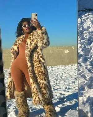 Thefricanbeauty Africann Beauty Esosatheafricanbeauty OnlyFans Leaked Free Thumbnail Picture - #ZzdeLj5zjB