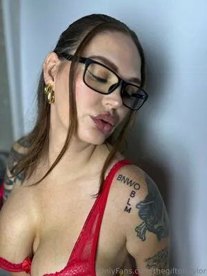 Thegiftoftaylor OnlyFans Leaked Free Thumbnail Picture - #TwbTysxZAg