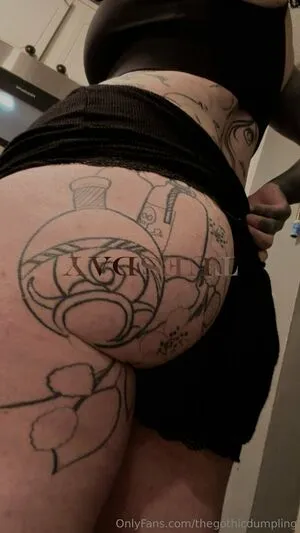 Thegothicdumpling OnlyFans Leaked Free Thumbnail Picture - #elahcr0gma