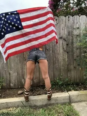 Thehandymandyyy OnlyFans Leaked Free Thumbnail Picture - #vCCD3k1Slj