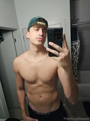 Thehunghooper OnlyFans Leaked Free Thumbnail Picture - #48fL99gyNI