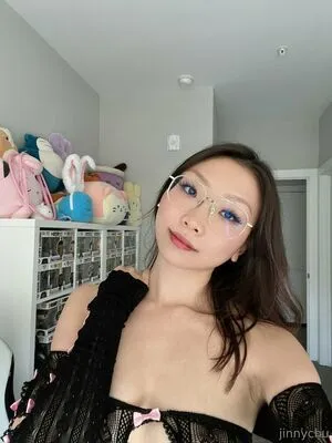 Thejinnychu OnlyFans Leaked Free Thumbnail Picture - #2WhrROjDmg