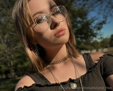 Thekattzland Free OnlyFans Leaked Free Thumbnail Picture - #0oLnSFxkqd