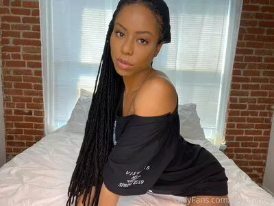 Thekiranoir OnlyFans Leaked Free Thumbnail Picture - #kqrC00KDwq