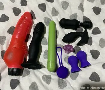 Thelittlebrunette OnlyFans Leaked Free Thumbnail Picture - #CHEuzunmiZ