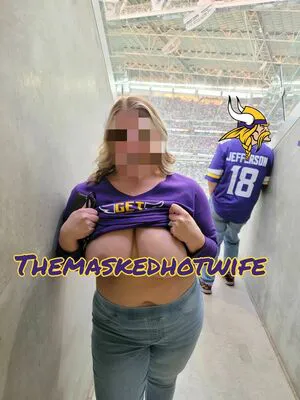 Themaskedhotwife OnlyFans Leaked Free Thumbnail Picture - #ZVui3KZuz4