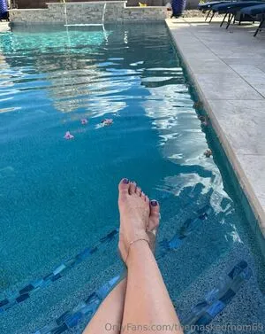 Themaskedmom69 OnlyFans Leaked Free Thumbnail Picture - #wuZ7xTm7k8