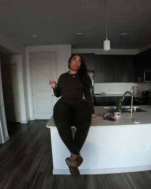 Themillieelise OnlyFans Leaked Free Thumbnail Picture - #dupReDnmj9
