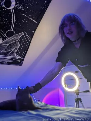 Themisssilverwitch OnlyFans Leaked Free Thumbnail Picture - #8RdWCHlAng