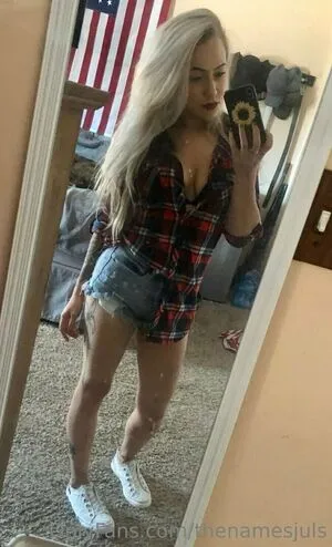Thenamesjuls OnlyFans Leaked Free Thumbnail Picture - #w4Hne7LY8r