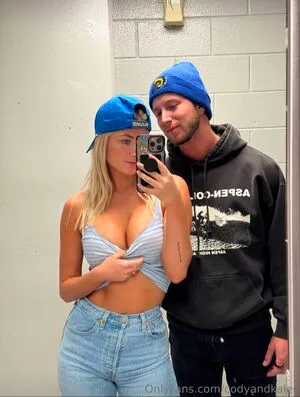 Thenaughty Travelers OnlyFans Leaked Free Thumbnail Picture - #mDbSemWEDX
