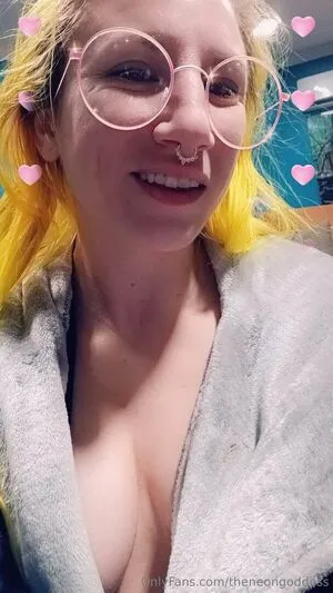 Theneongoddess OnlyFans Leaked Free Thumbnail Picture - #dxozT6vauq