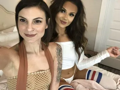 Theneonharlot OnlyFans Leaked Free Thumbnail Picture - #WMOL3gmxIx