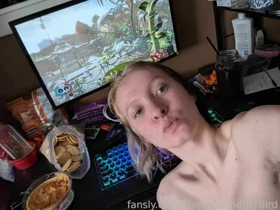 Thenerdandherbird OnlyFans Leaked Free Thumbnail Picture - #YuUVdfnxTA