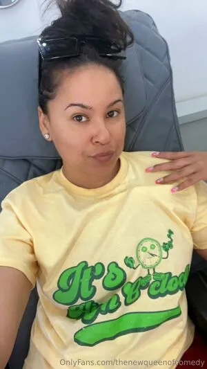 Thenewqueenofcomedy OnlyFans Leaked Free Thumbnail Picture - #ZtLOhbuTfA