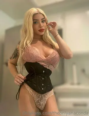 Theonlyanaconda OnlyFans Leaked Free Thumbnail Picture - #r37Sx0s4fS