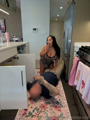 Theonlykiaramia OnlyFans Leaked Free Thumbnail Picture - #4CoEToVW7z