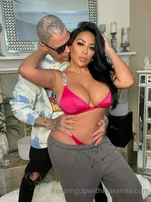 Theonlykiaramia OnlyFans Leaked Free Thumbnail Picture - #IjAphIh3X5