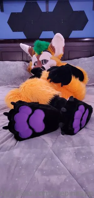 Thepineapplefox OnlyFans Leaked Free Thumbnail Picture - #G6JVapZIX1