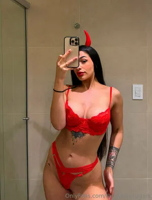 Thequeensugarx OnlyFans Leaked Free Thumbnail Picture - #DraxbYrl0x