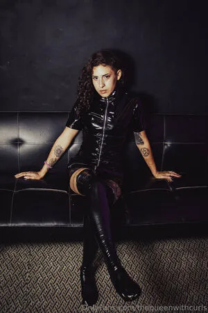 Thequeenwithcurls OnlyFans Leaked Free Thumbnail Picture - #EDC3O7iWMq