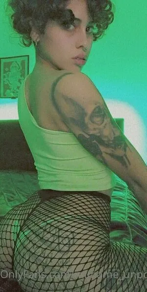 Thequeenwithcurls OnlyFans Leaked Free Thumbnail Picture - #PouTdn7DDb