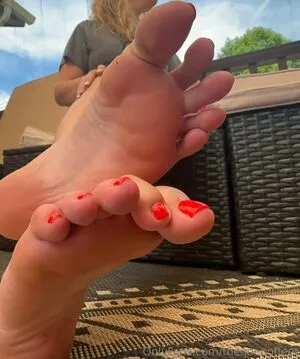 Thequeeoffeet OnlyFans Leaked Free Thumbnail Picture - #W91bJ63eZL