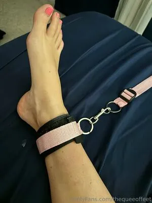Thequeeoffeet OnlyFans Leaked Free Thumbnail Picture - #x6m84V7CKw